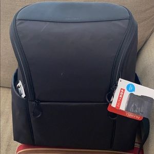 BNWT SkipHop Paxwell diaper bag
